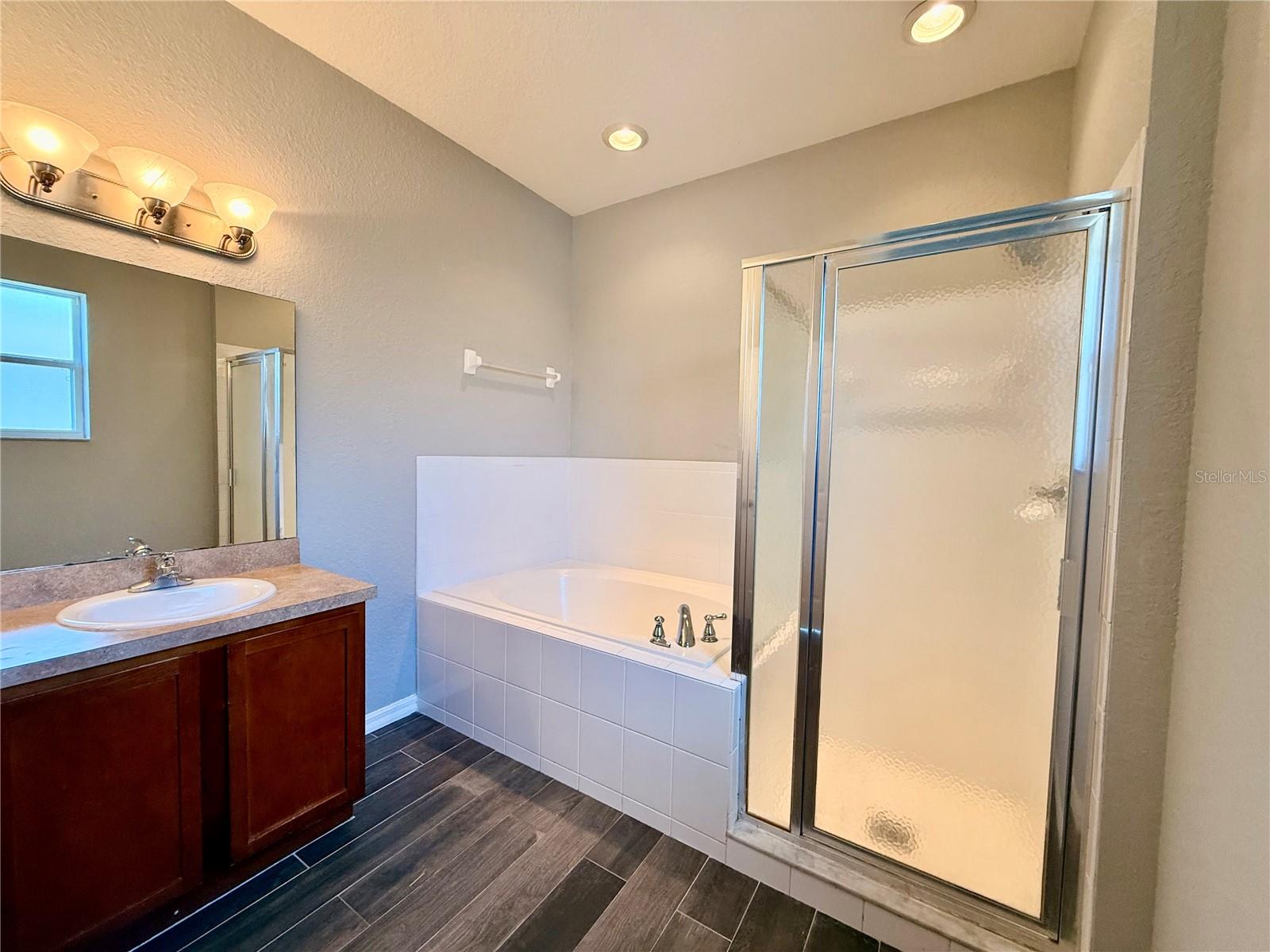 NORMANDY HEIGHTS - Residential