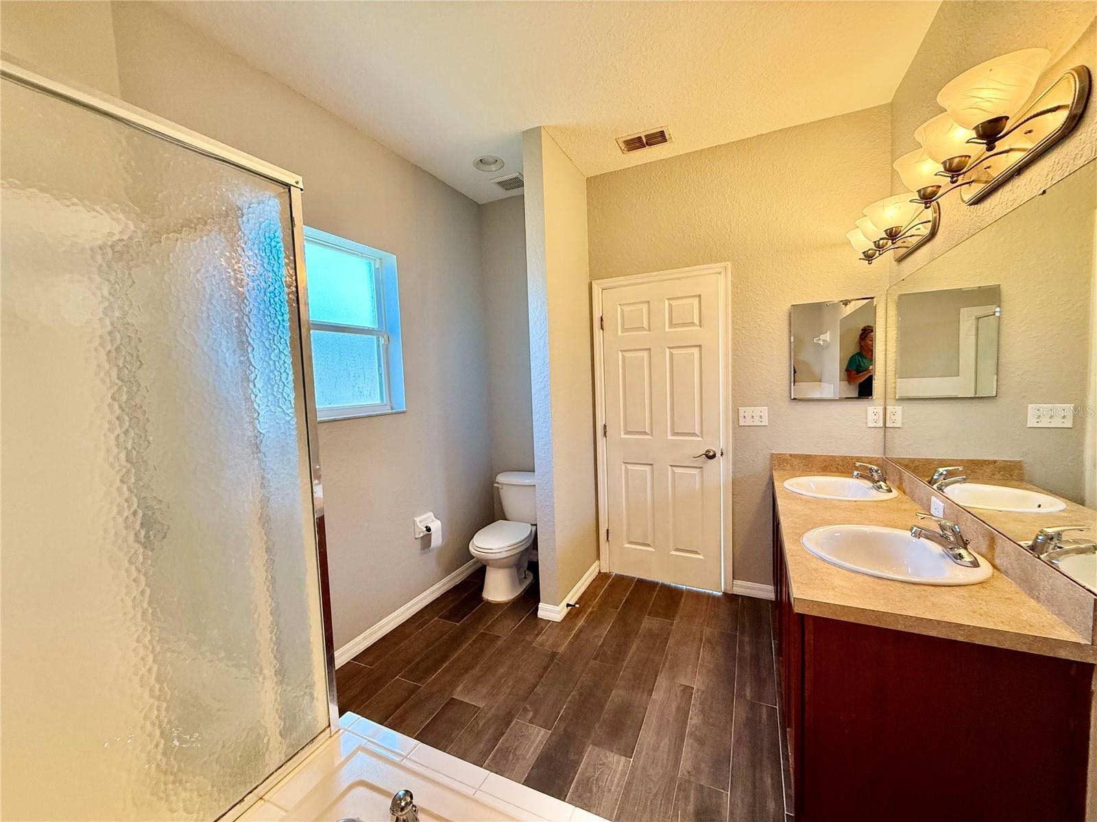 NORMANDY HEIGHTS - Residential