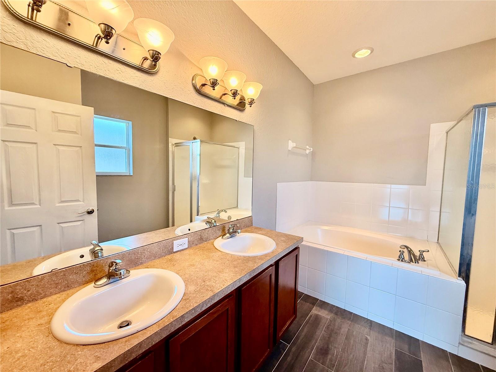 NORMANDY HEIGHTS - Residential