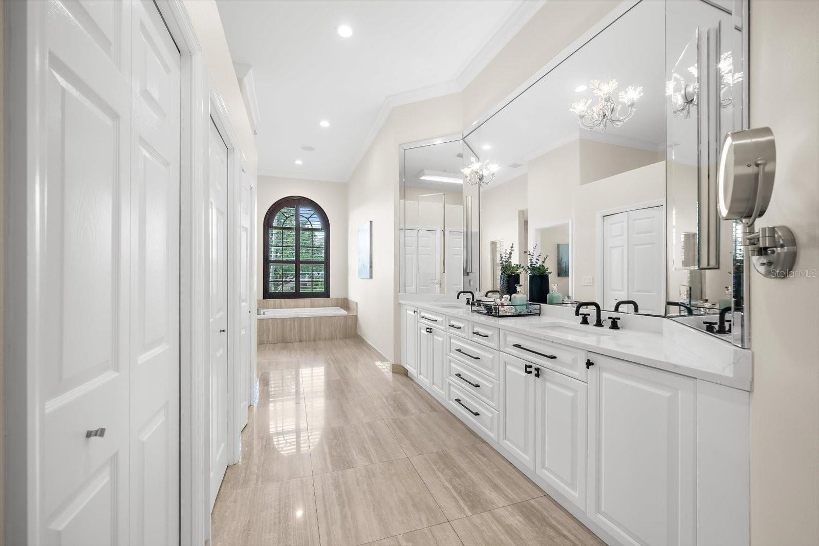 MANNING OAKS - Residential