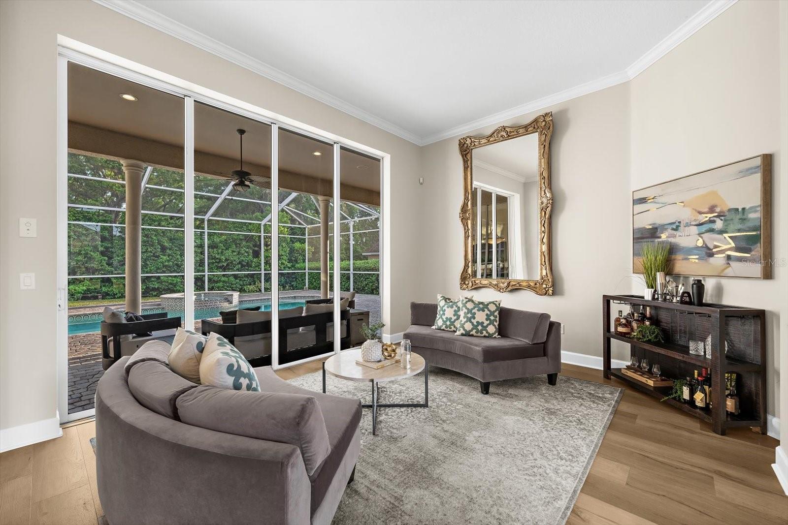 MANNING OAKS - Residential