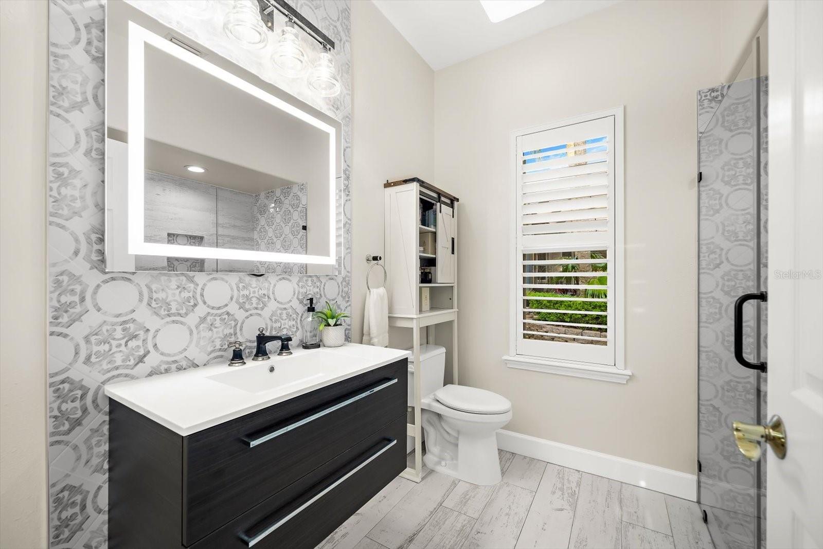 MANNING OAKS - Residential