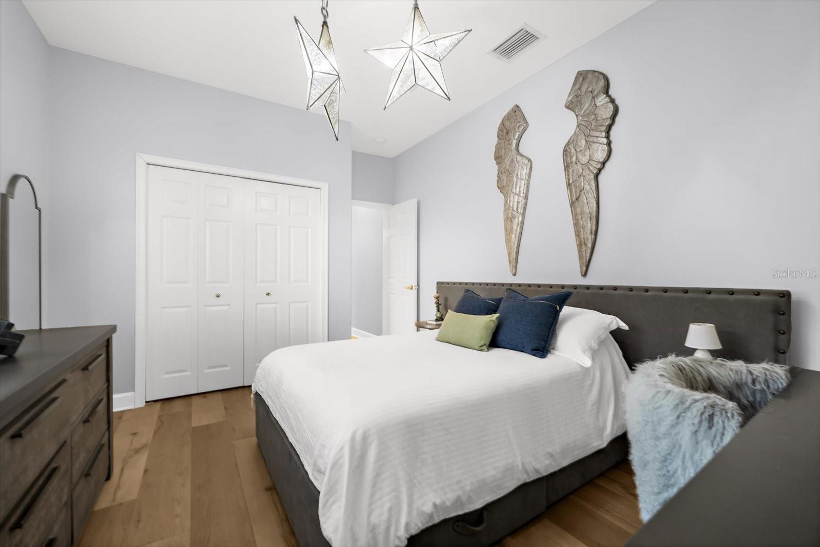 MANNING OAKS - Residential