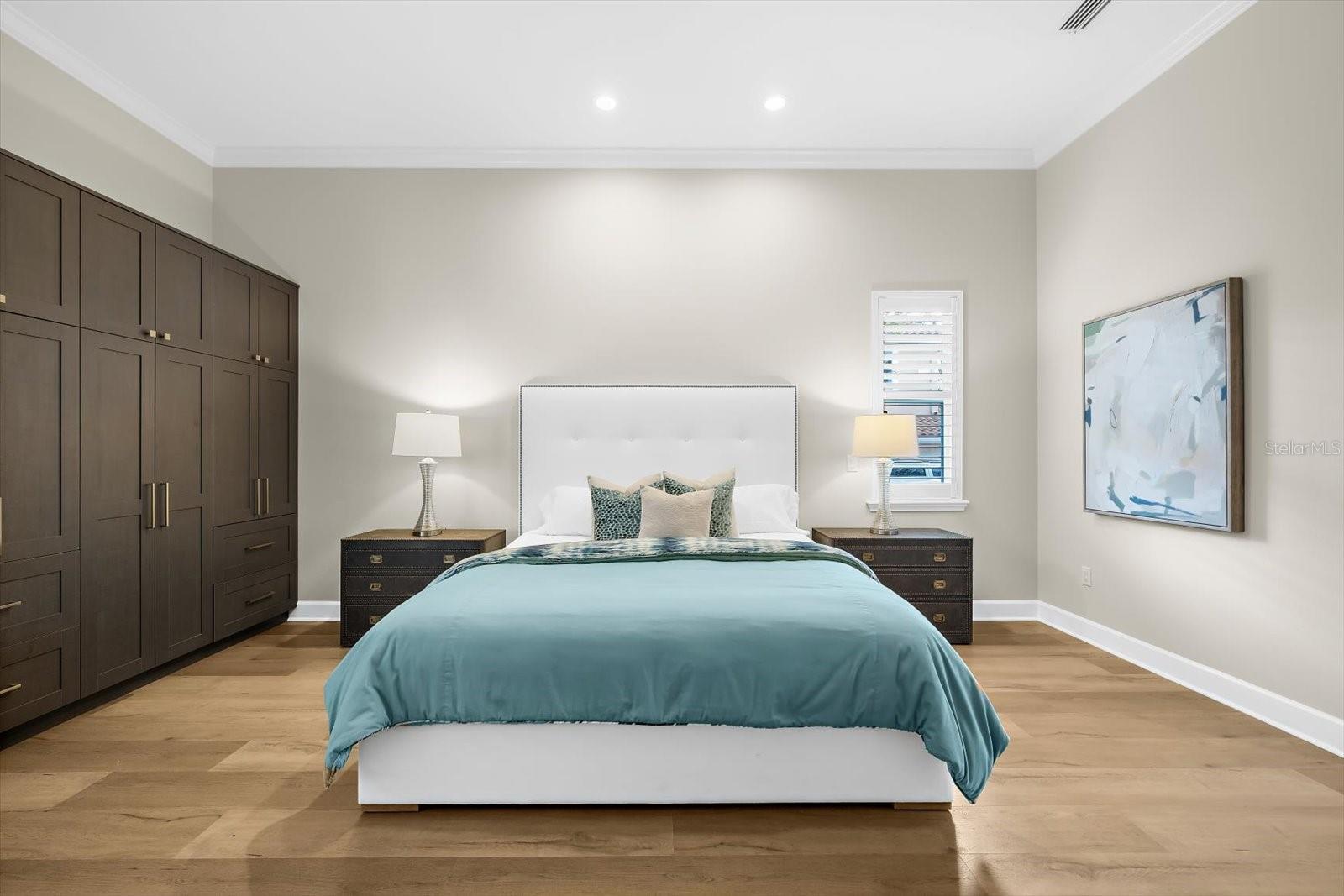 MANNING OAKS - Residential