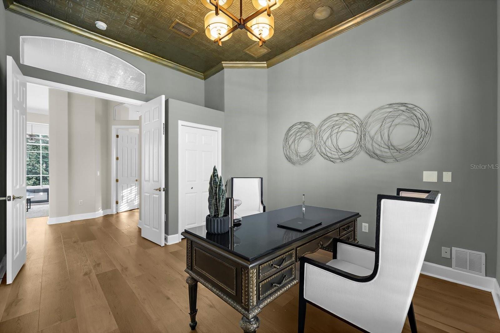 MANNING OAKS - Residential