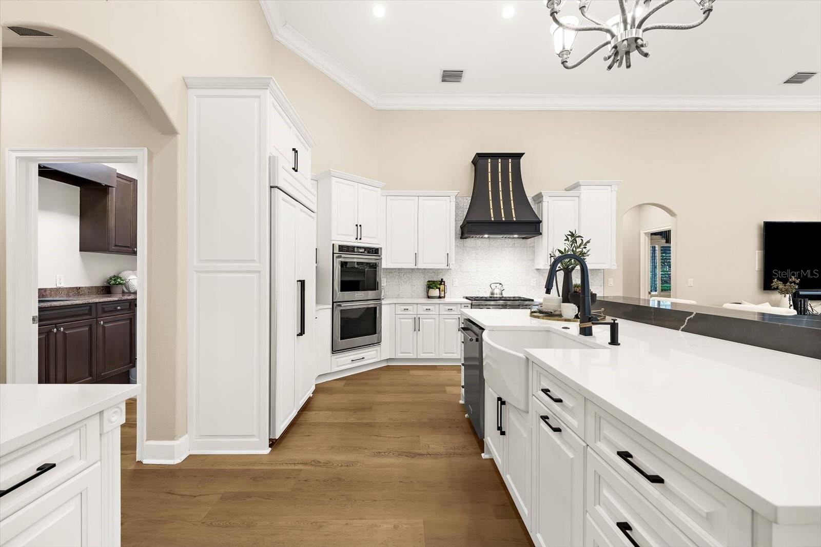 MANNING OAKS - Residential