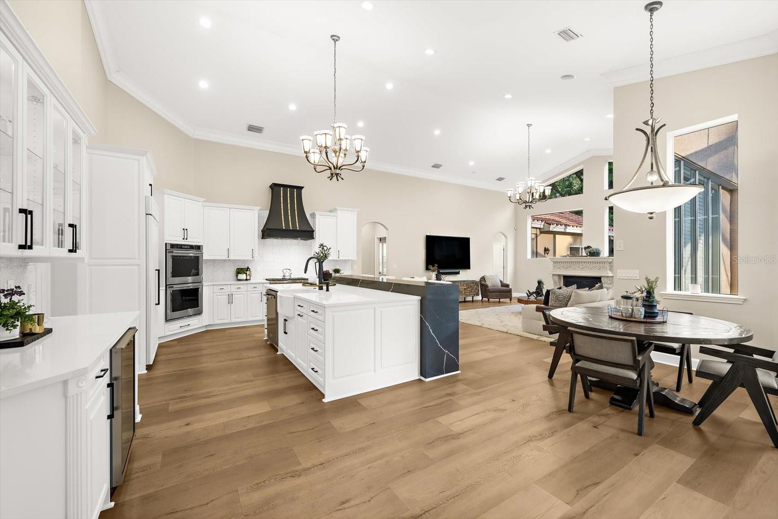 MANNING OAKS - Residential