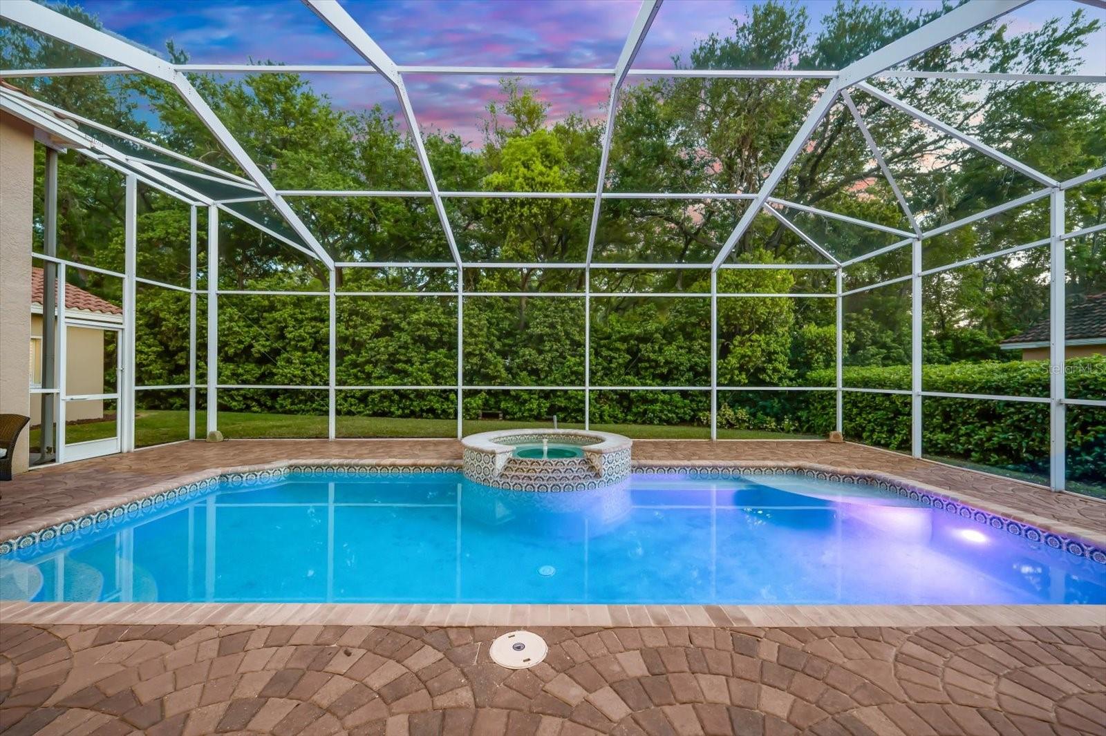 MANNING OAKS - Residential