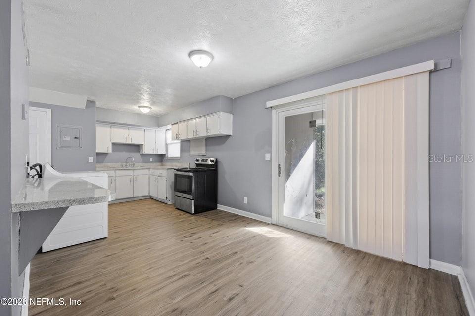 GRIFFINS SUB - Residential