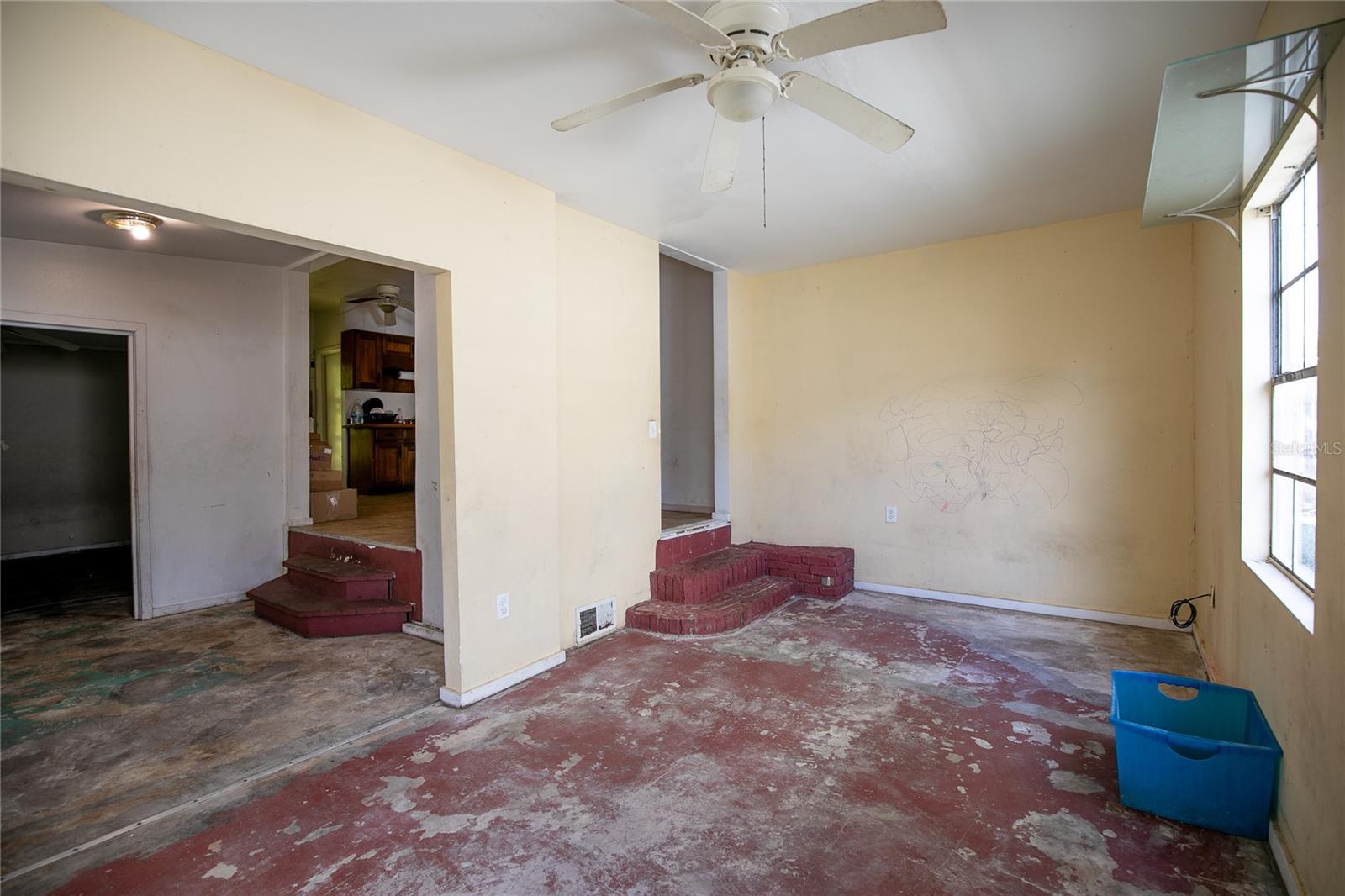 EATON PARK - Residential