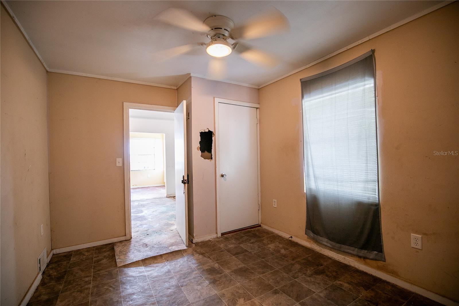 EATON PARK - Residential