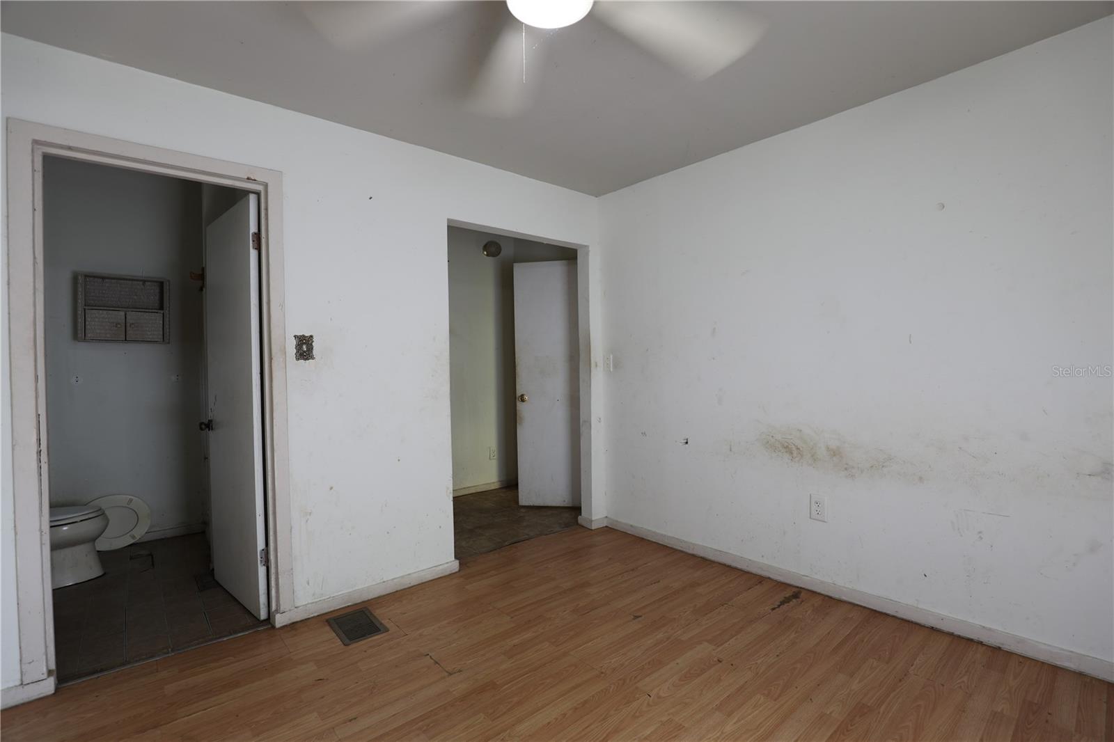 EATON PARK - Residential