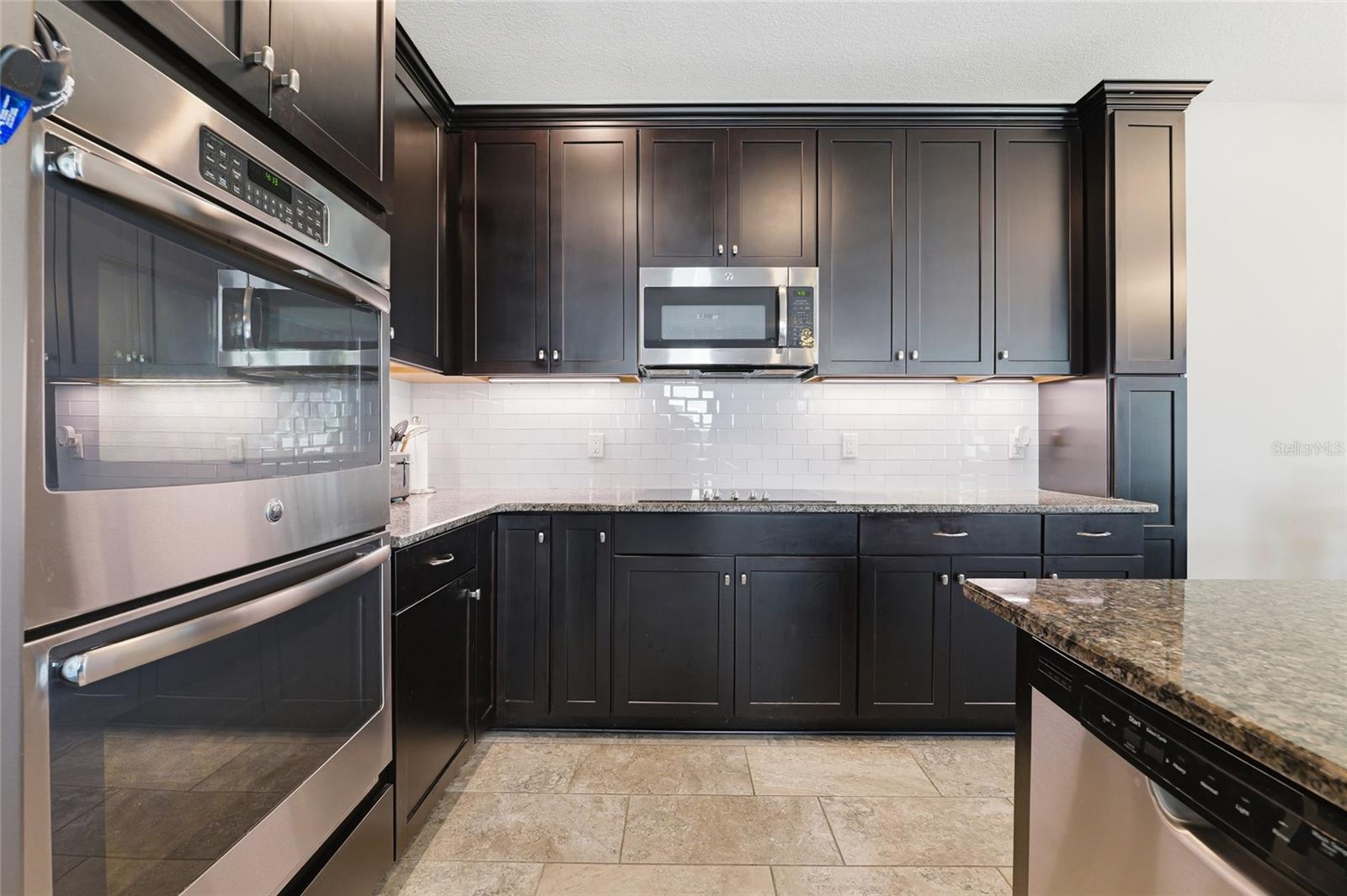 LONG LAKE RANCH VILLAGE 3, 6 PCLS A, - Residential