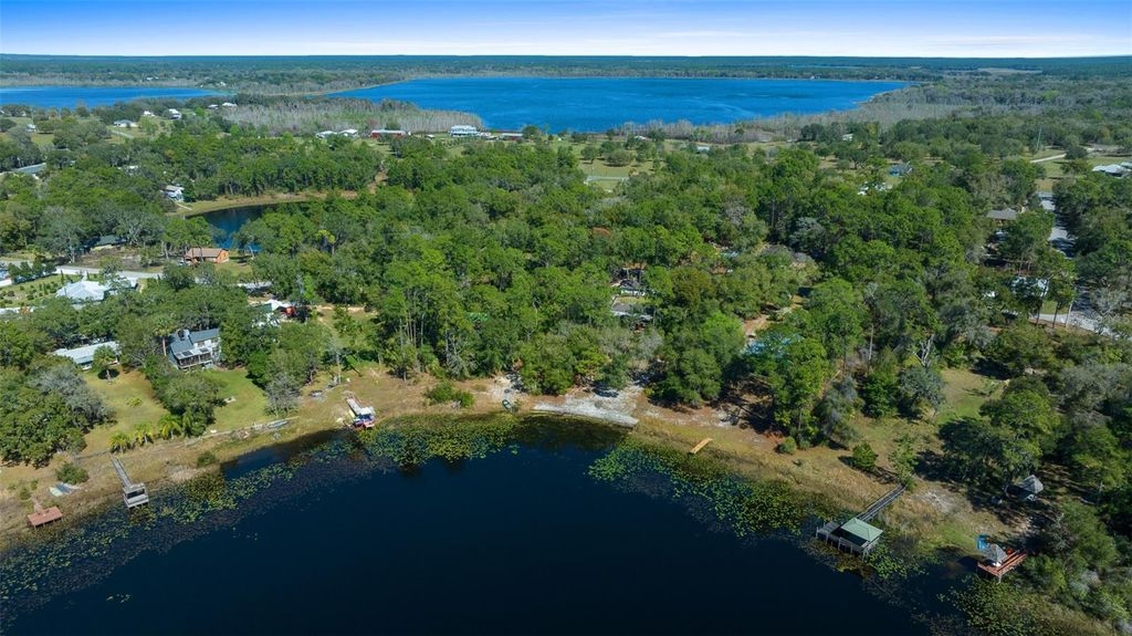 Photo of Tbd SE 54th Street, Ocklawaha, FL 32179 (MLS # OM695873)