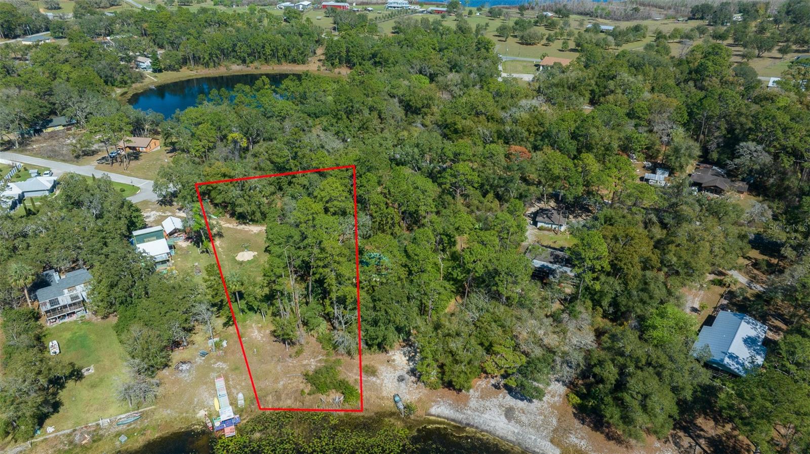 WOODS & LAKES - Land