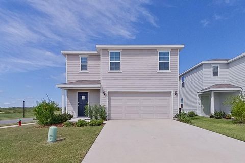 Photo of 8740 SW 43rd Terrace, Ocala, FL 34476 (MLS # O6420730)