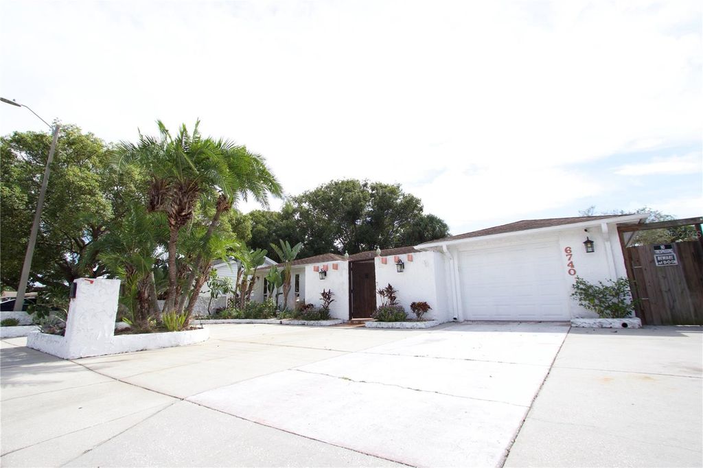 Photo of 6740 Alta Vista St, Port Richey, FL 34668 (MLS # W7879787)