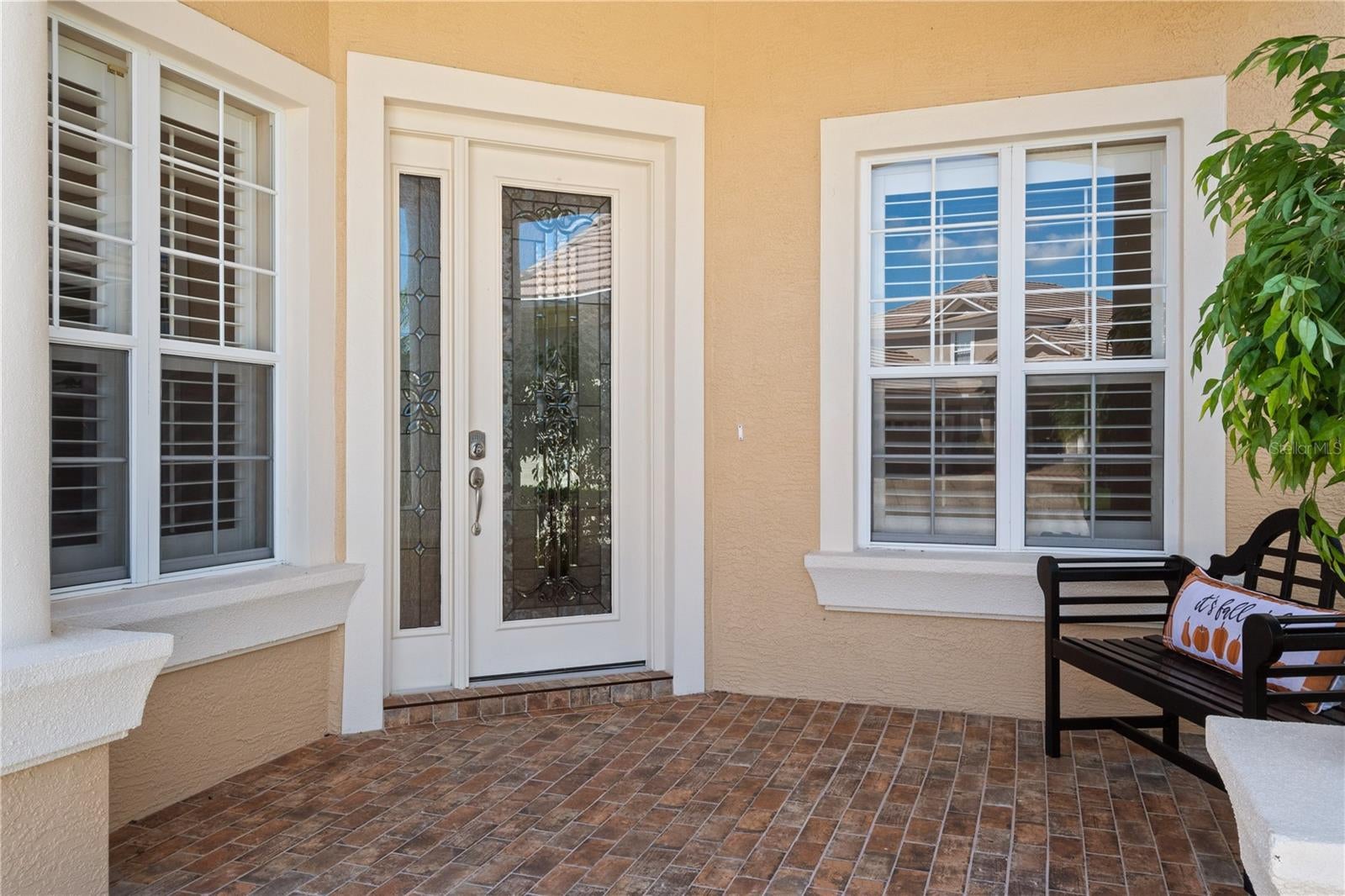 2464 LAUREL GLEN DRIVE