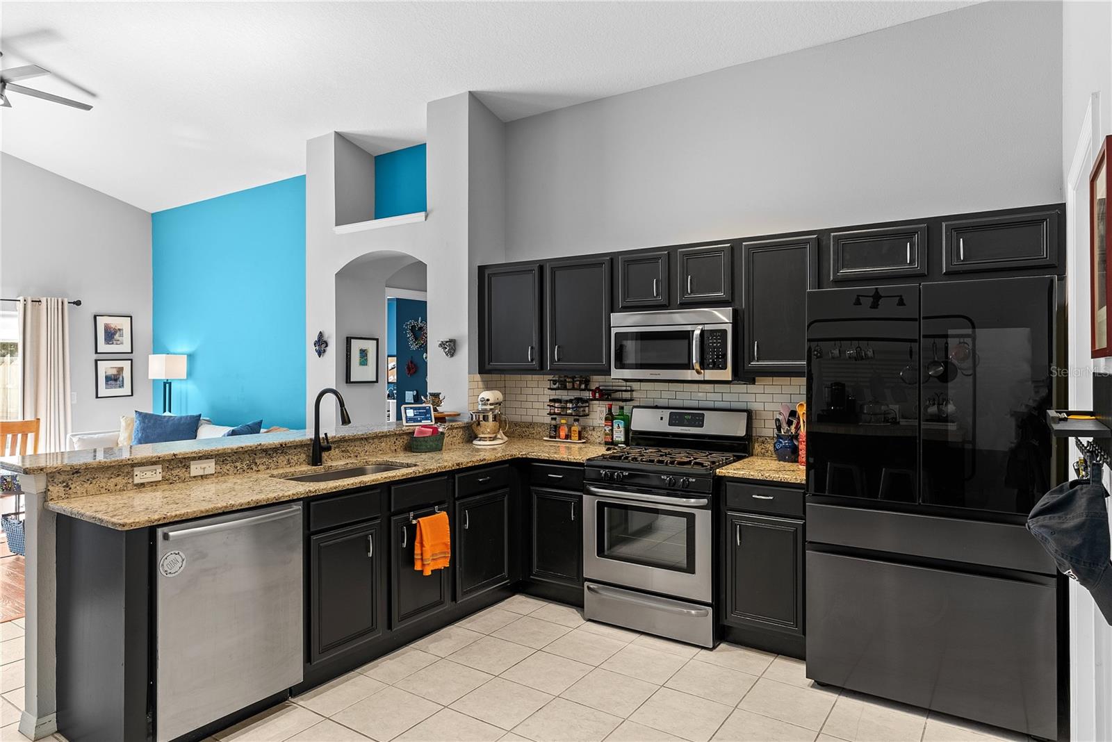 WEST MEADOWS PRCL 4 PH 4 - Residential