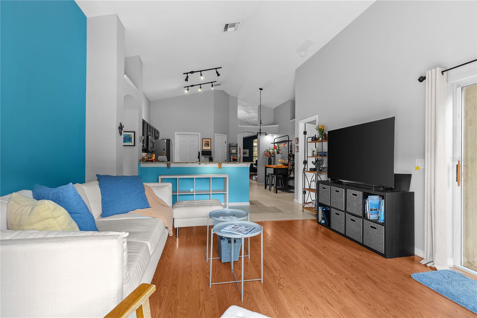 WEST MEADOWS PRCL 4 PH 4 - Residential