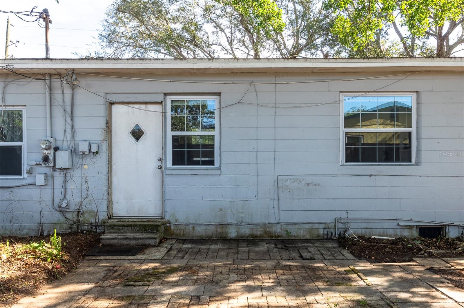 LESLEE HEIGHTS SUB SEC 1 - Residential Lease