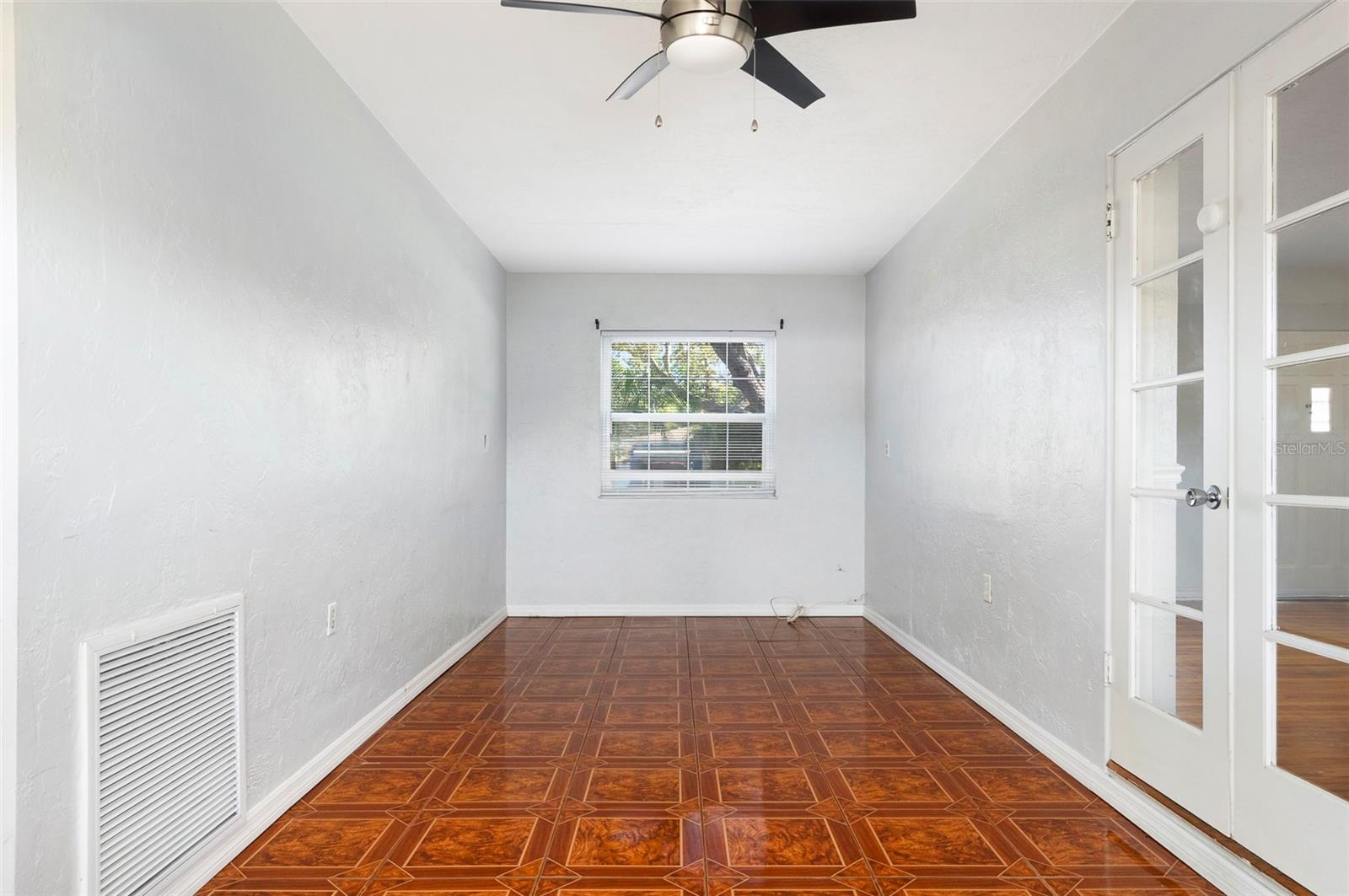 LESLEE HEIGHTS SUB SEC 1 - Residential Lease