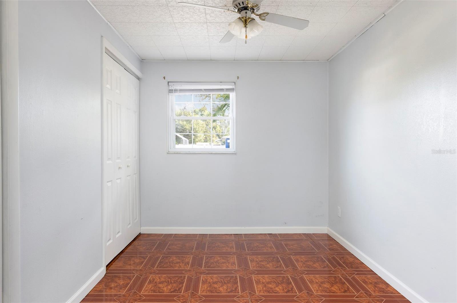 LESLEE HEIGHTS SUB SEC 1 - Residential Lease