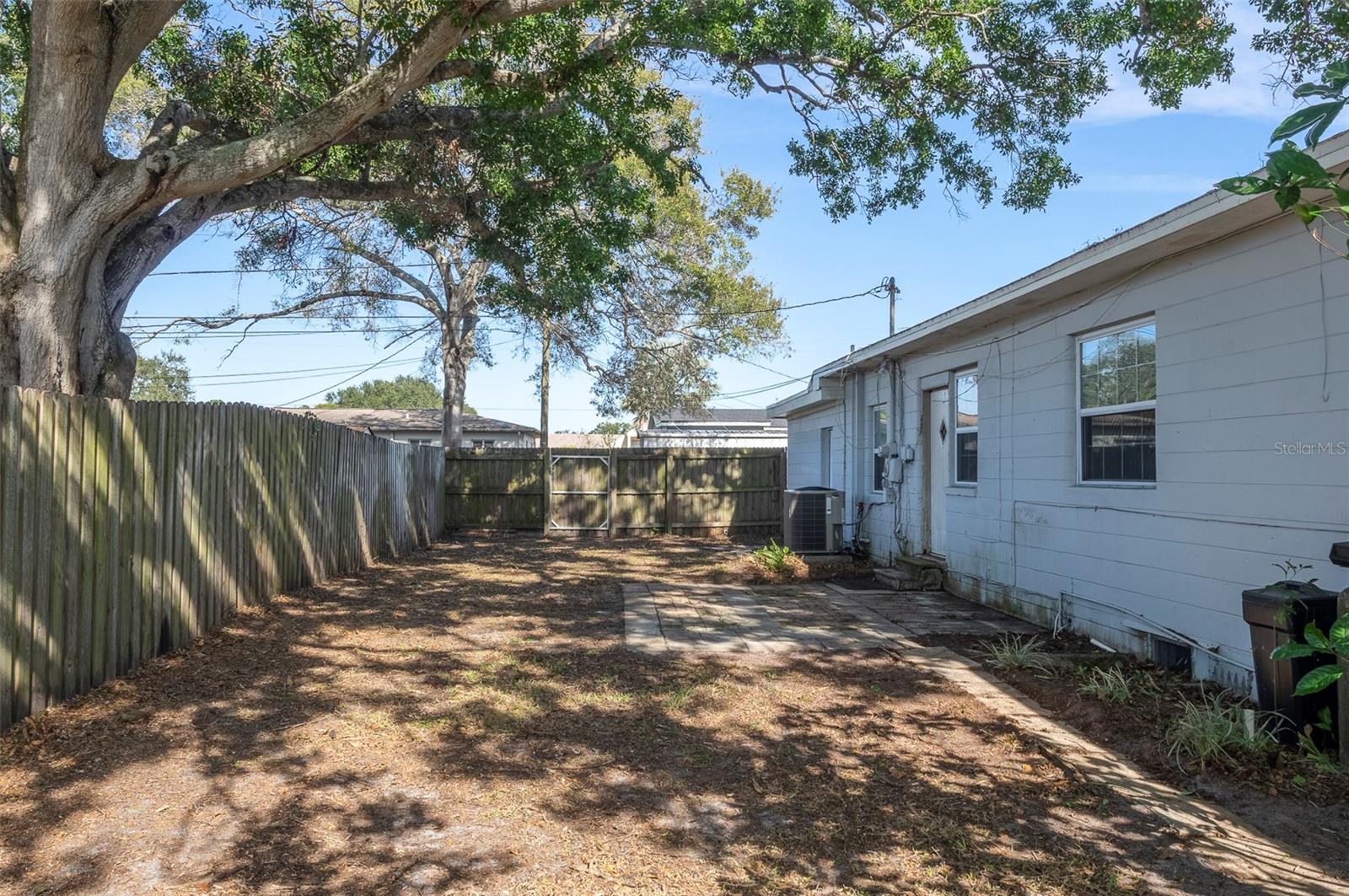 LESLEE HEIGHTS SUB SEC 1 - Residential Lease