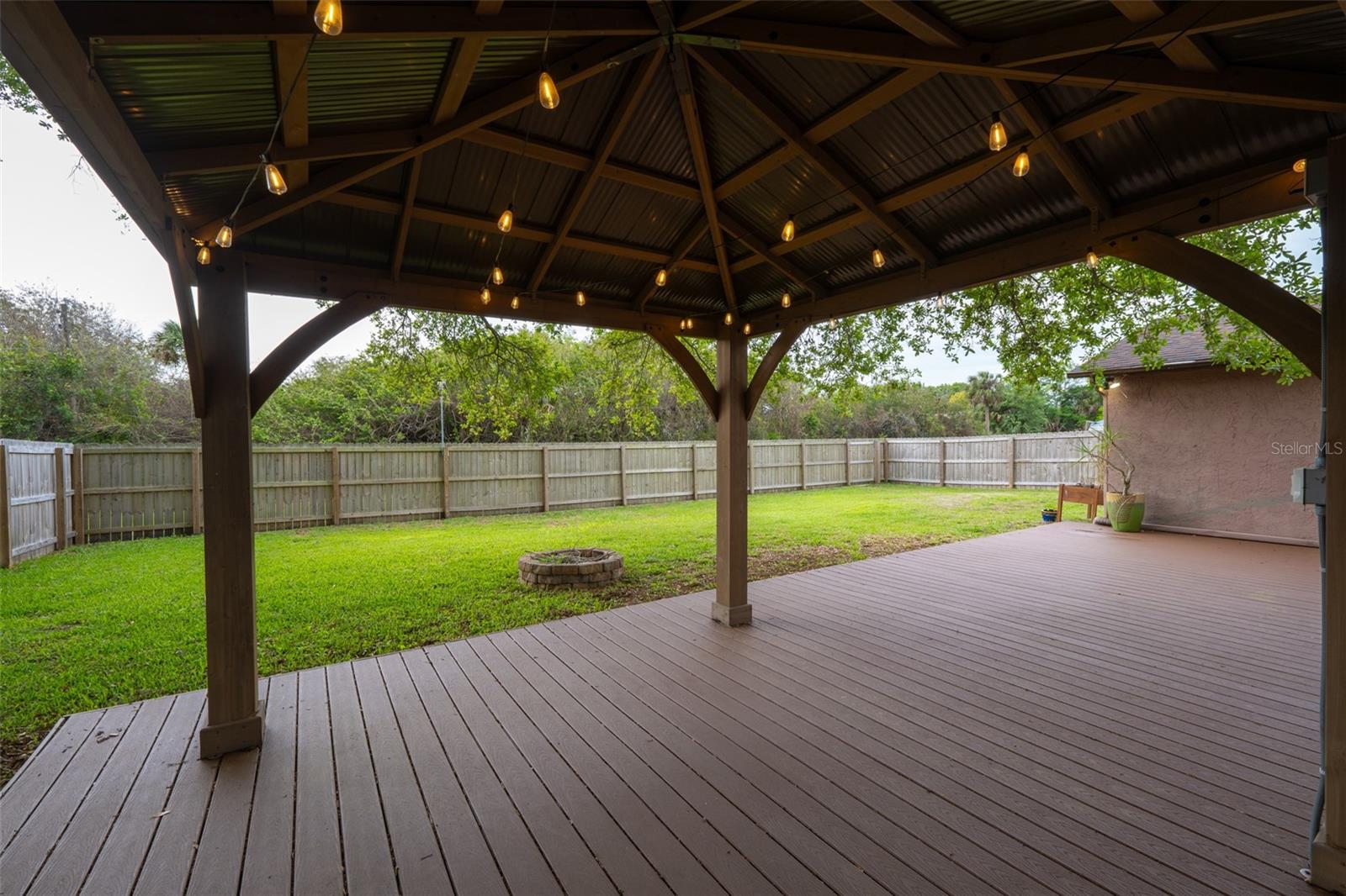 FISKE TERRACE UNIT 06 - Residential