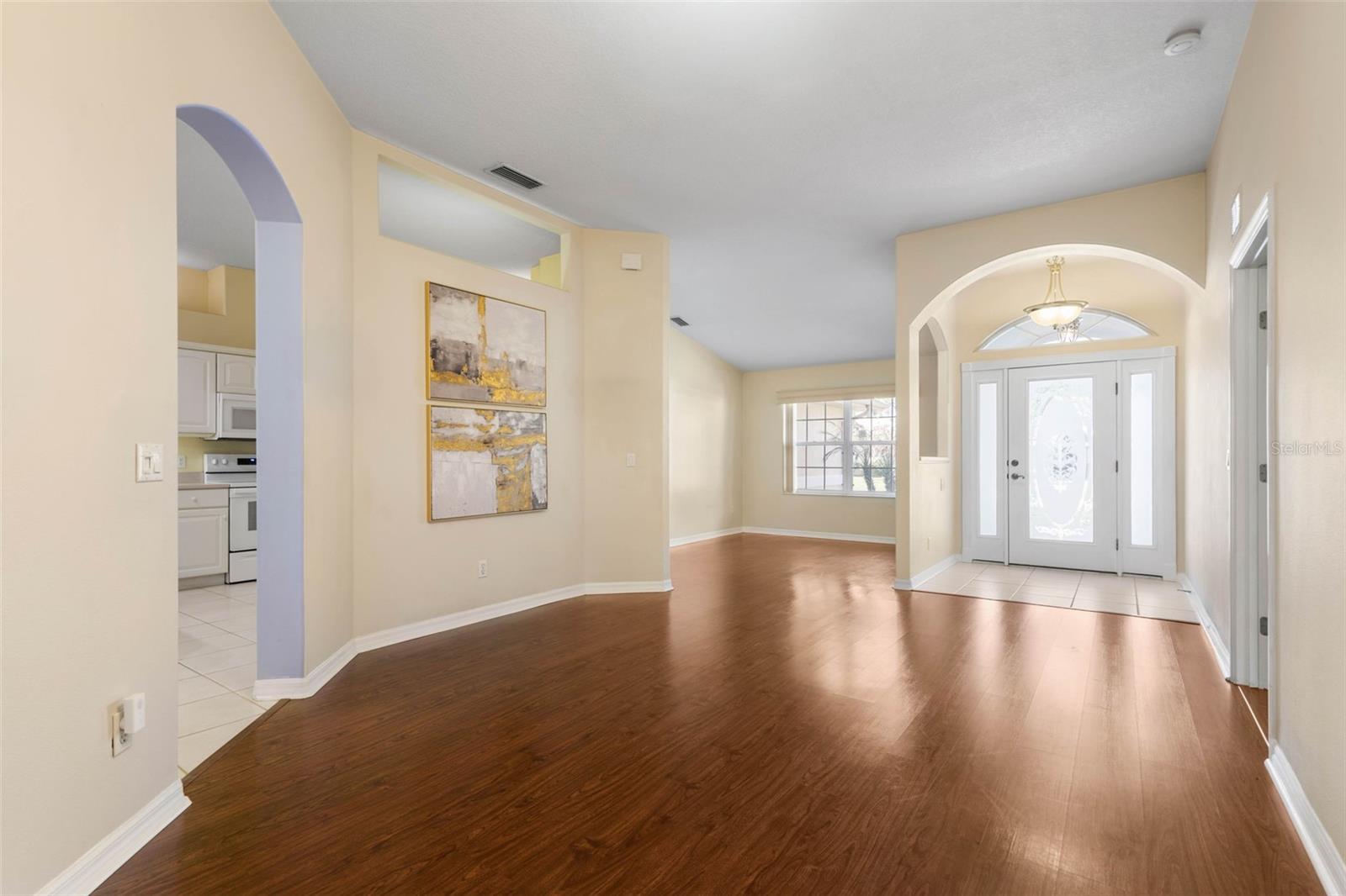 8 BURNING SANDS LANE