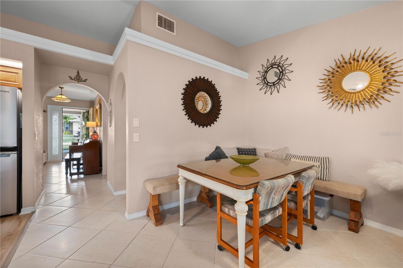 PALM SHORES - Residential