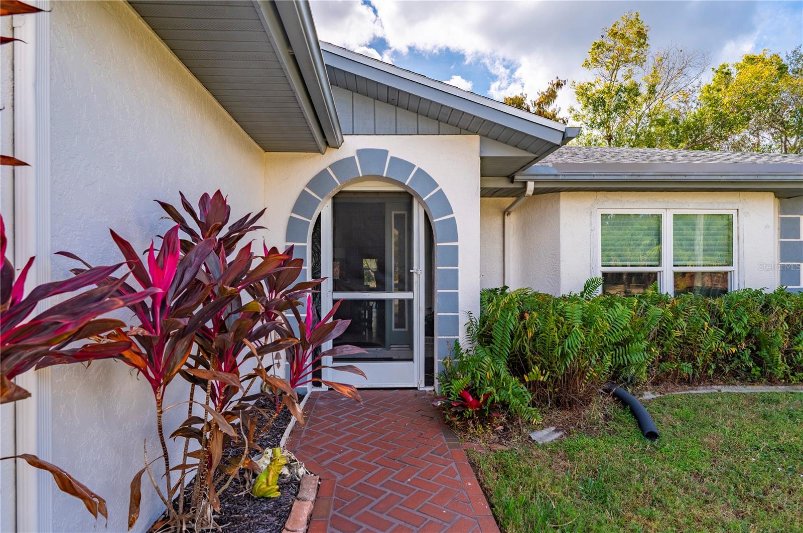 PALM SHORES - Residential