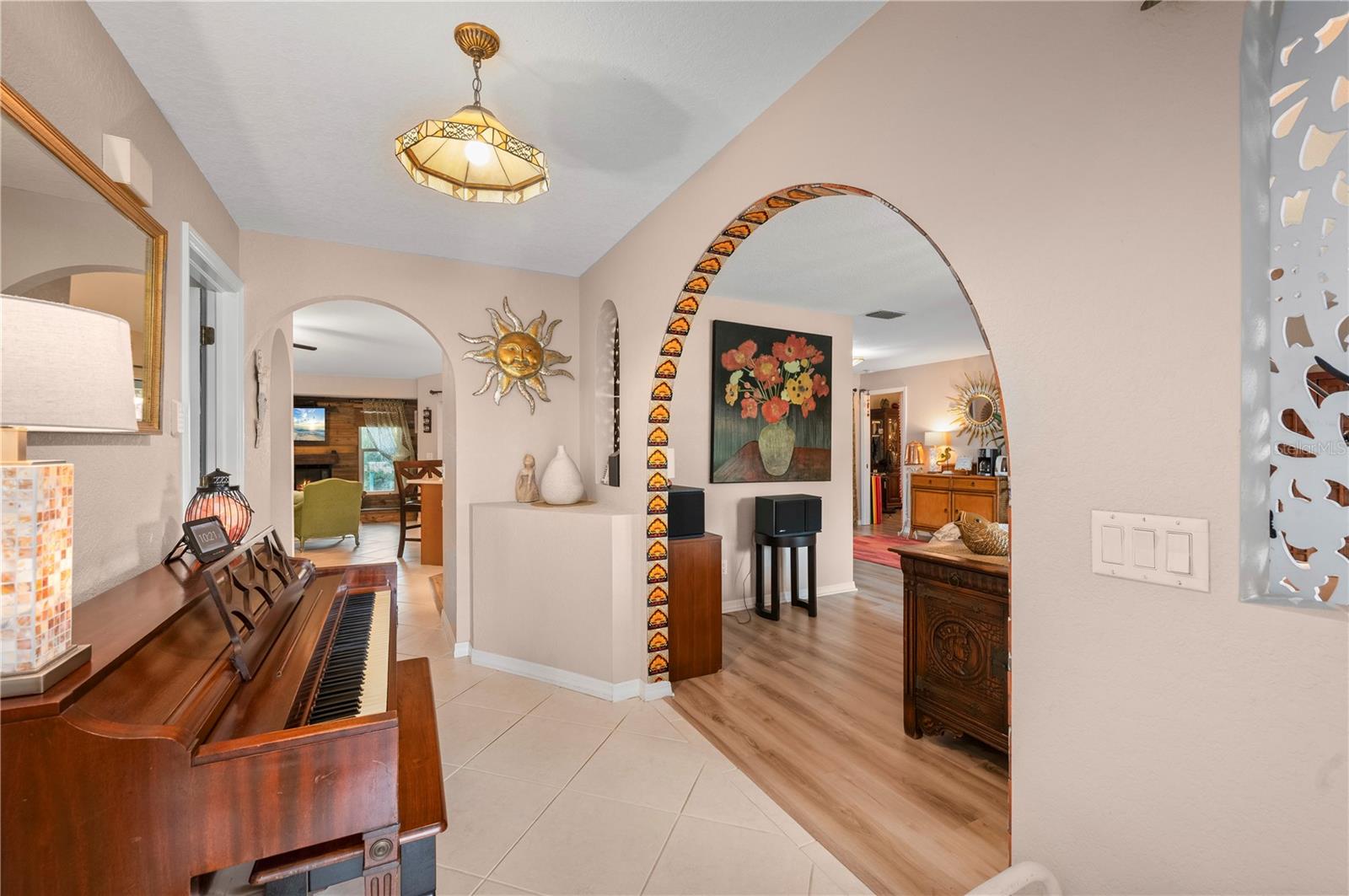 PALM SHORES - Residential