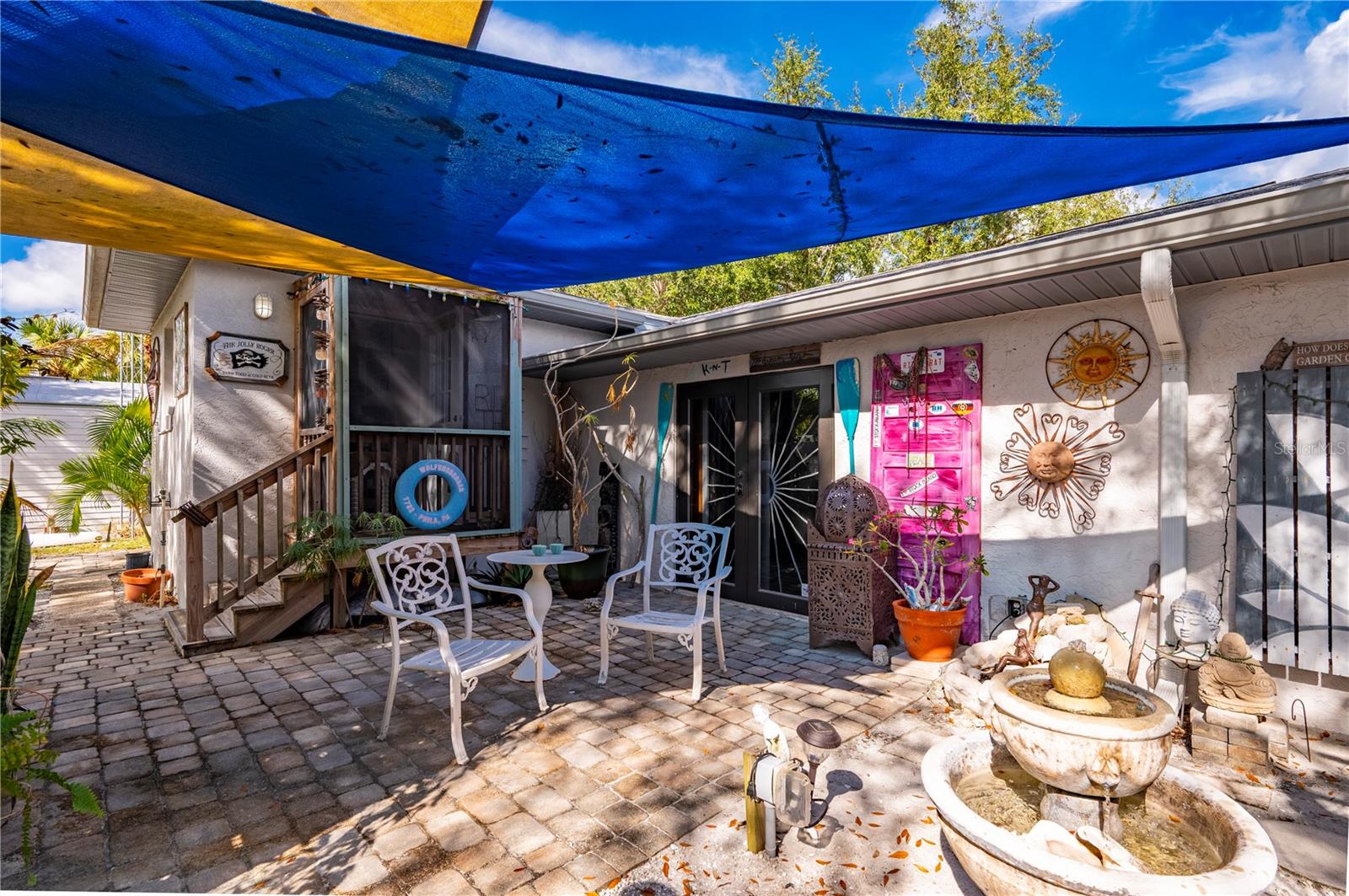 PALM SHORES - Residential