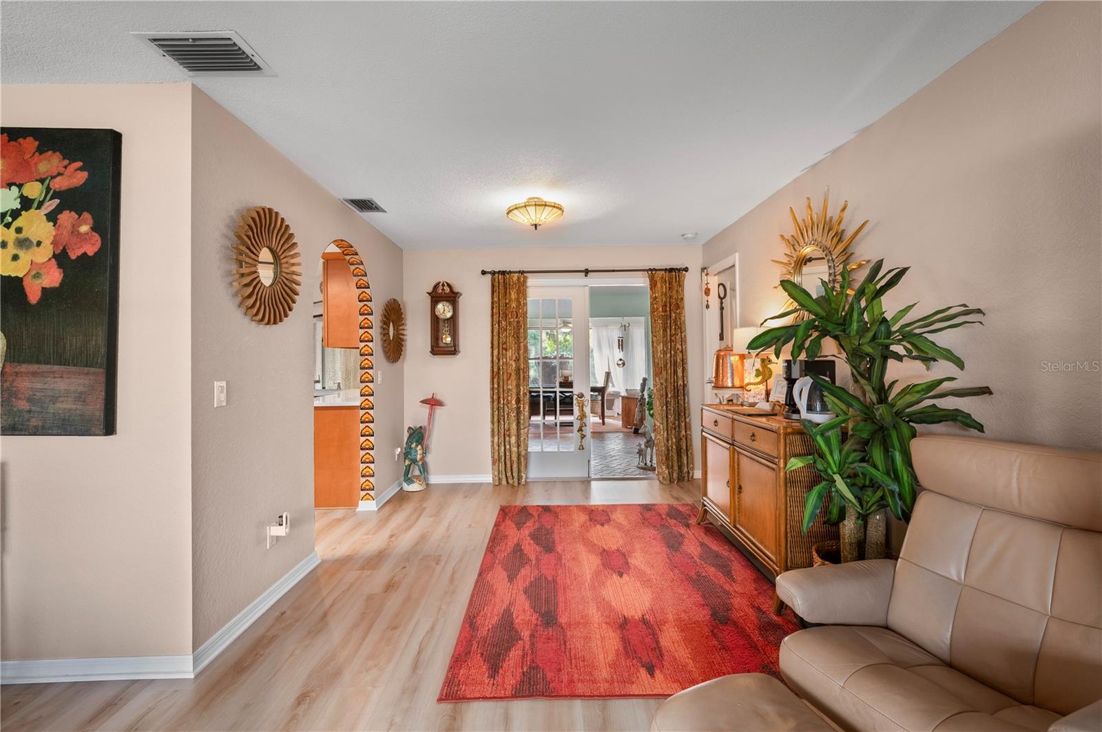 PALM SHORES - Residential