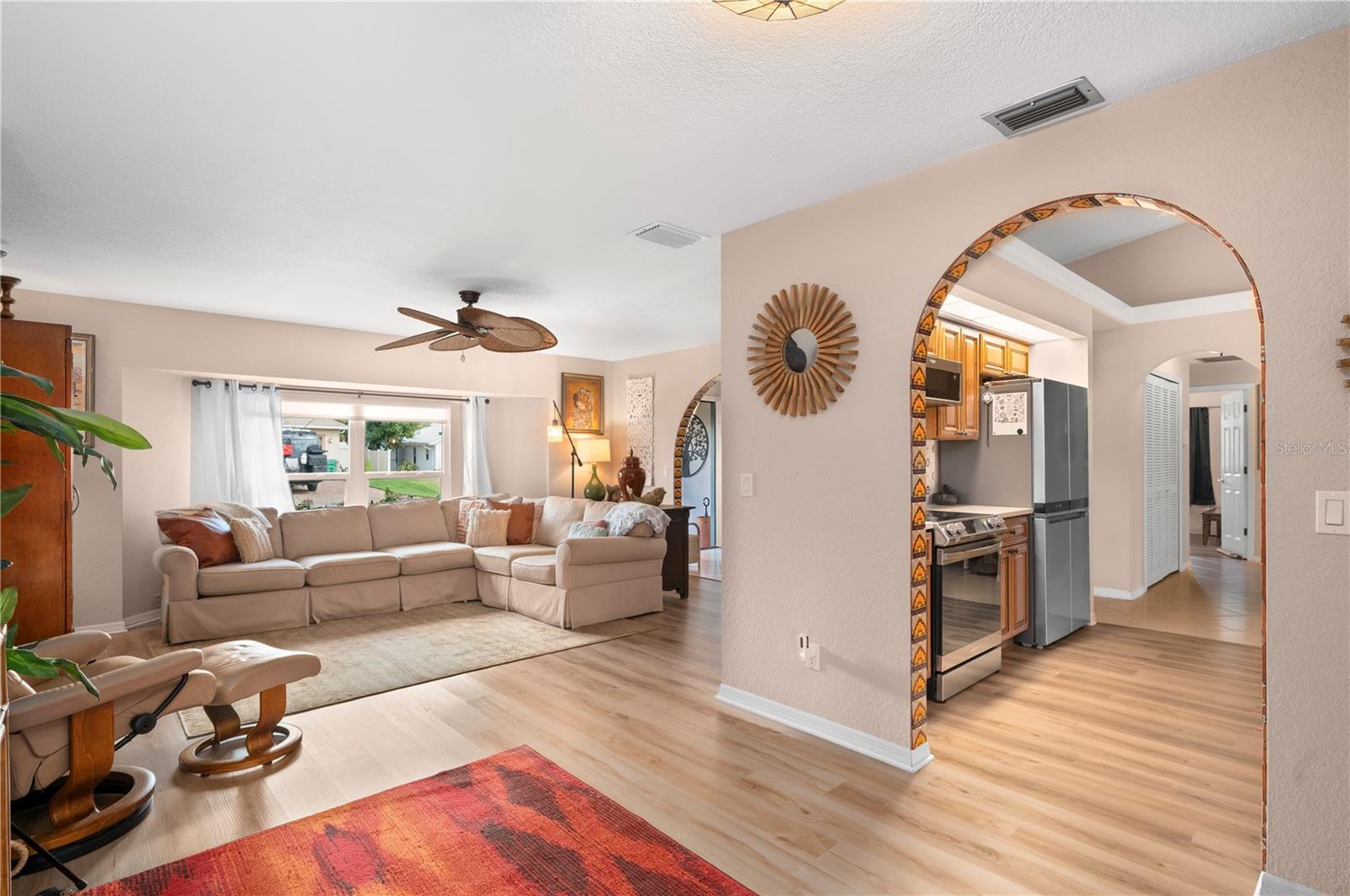 PALM SHORES - Residential