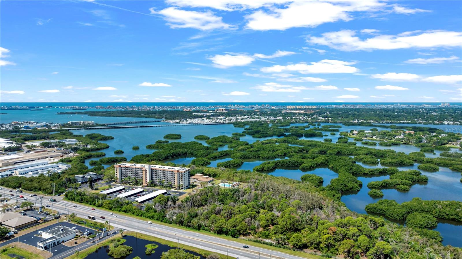 6000 PARK PLACE CONDO - Residential