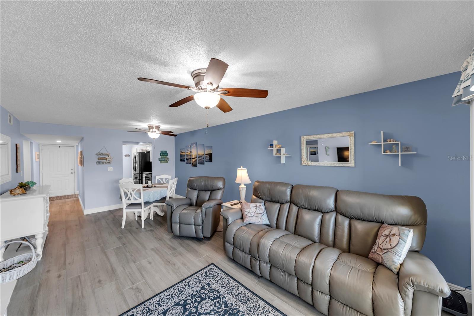 6000 PARK PLACE CONDO - Residential