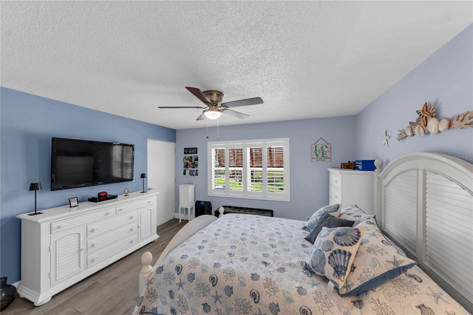 6000 PARK PLACE CONDO - Residential