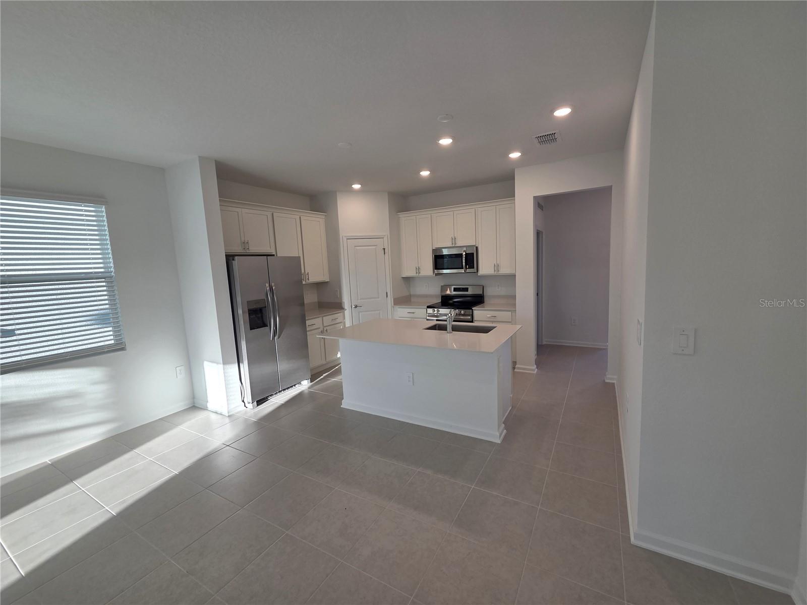 WELLNESS RDG PH 1-B - Residential Lease