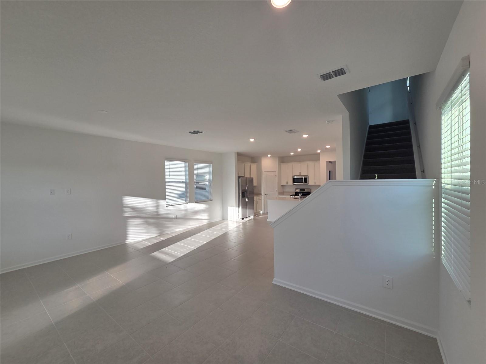 WELLNESS RDG PH 1-B - Residential Lease