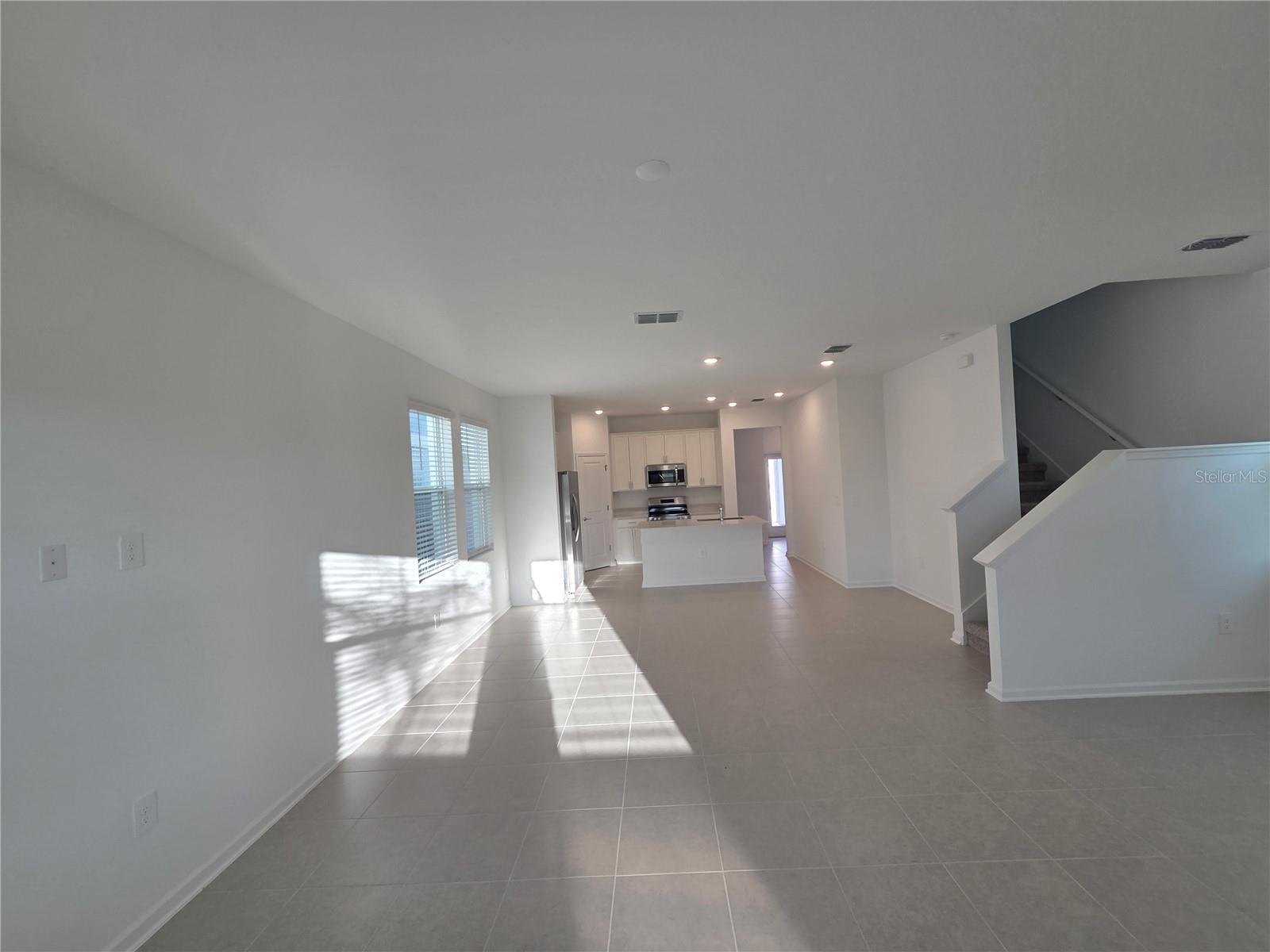 WELLNESS RDG PH 1-B - Residential Lease