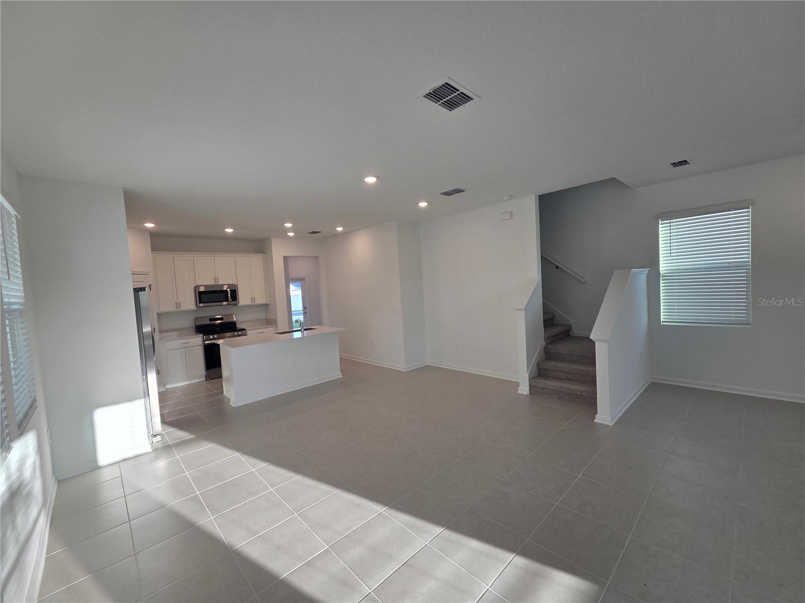 WELLNESS RDG PH 1-B - Residential Lease