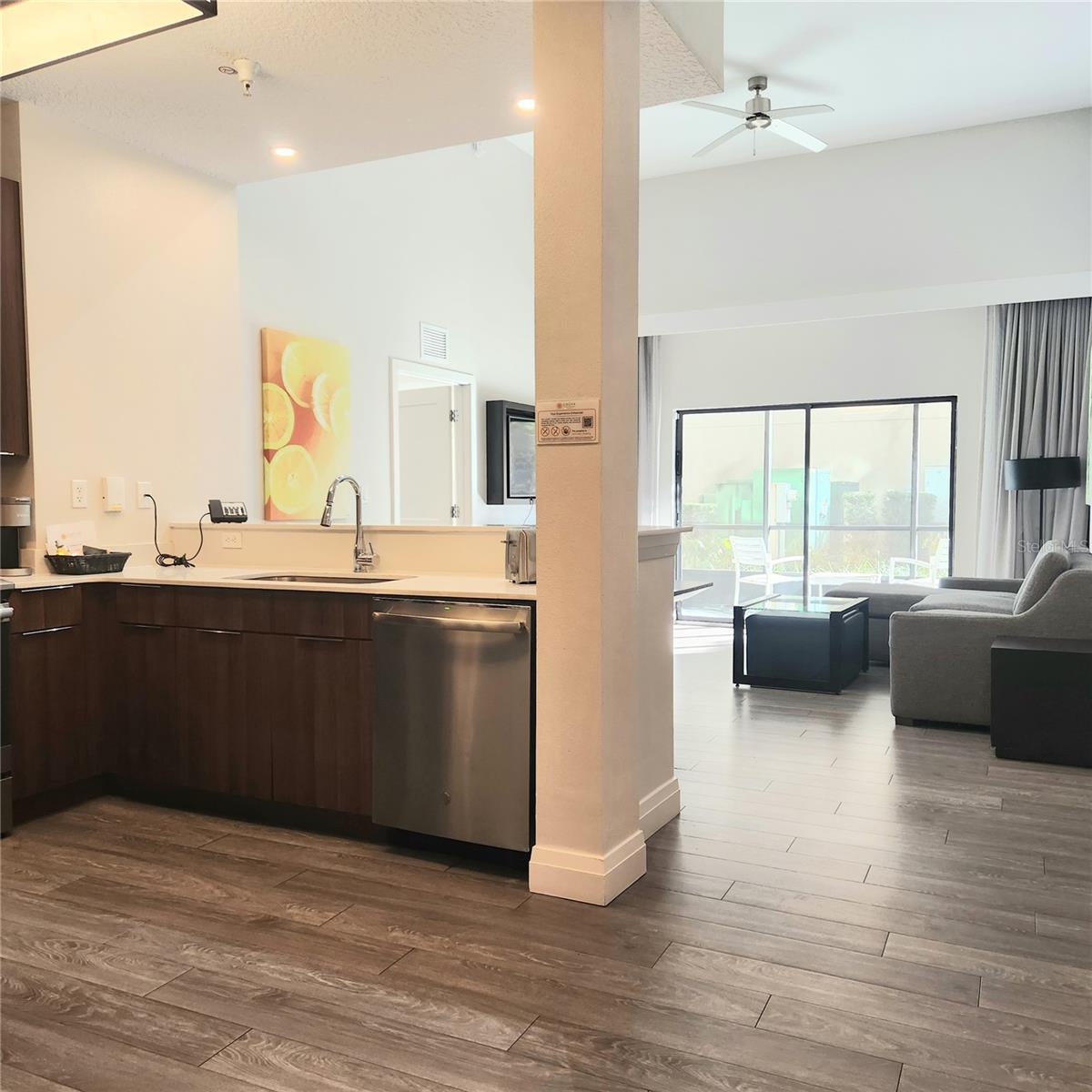 GROVE RESORT AND SPA HOTEL CONDOMINIUM U - Residential