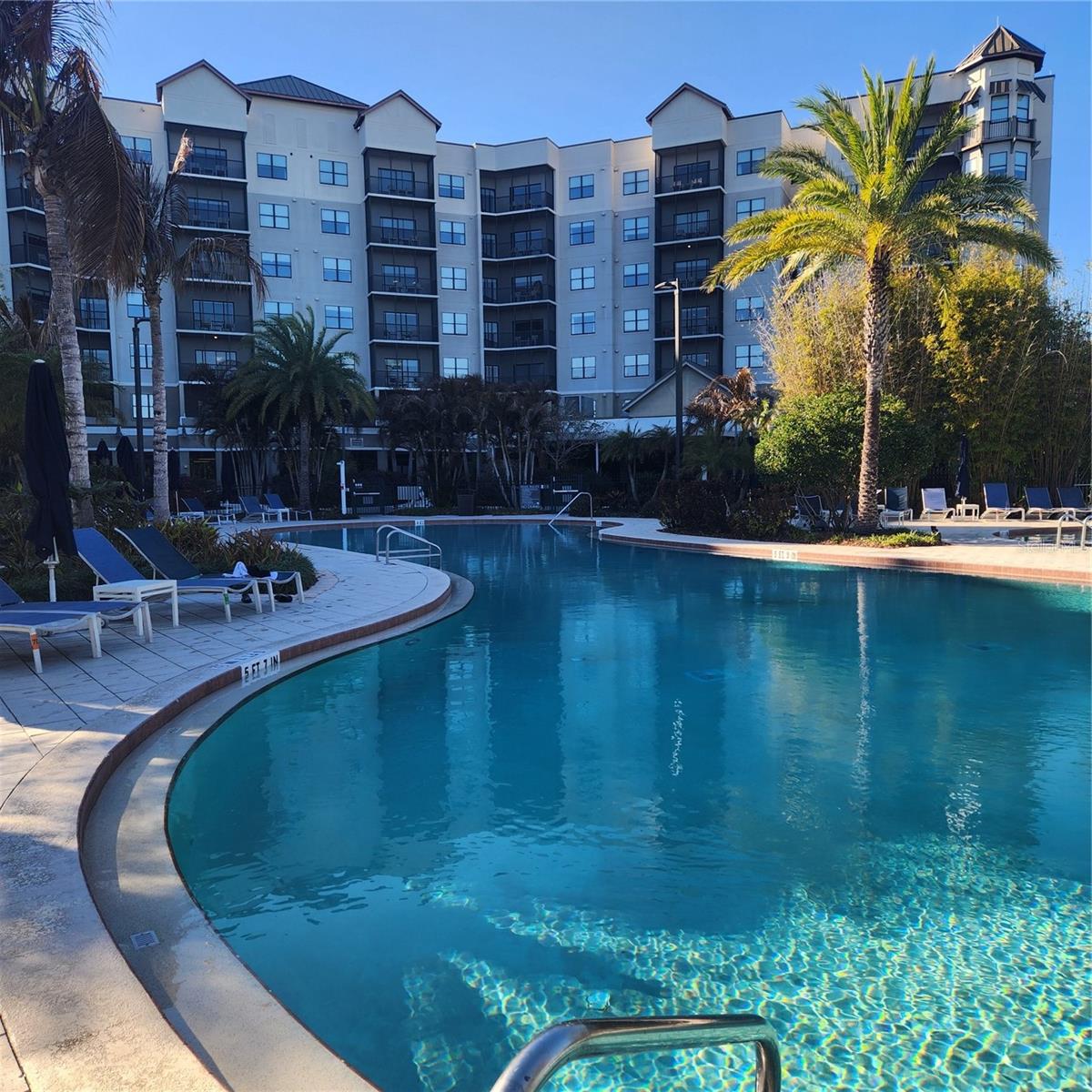 GROVE RESORT AND SPA HOTEL CONDOMINIUM U - Residential