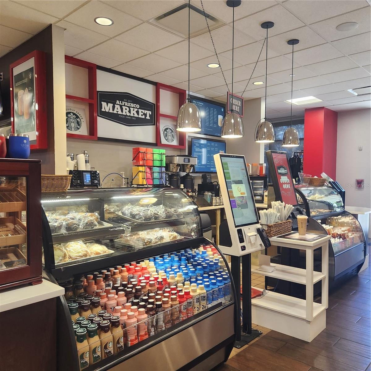 GROVE RESORT AND SPA HOTEL CONDOMINIUM U - Residential