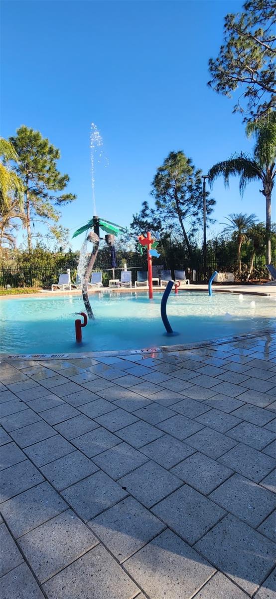 GROVE RESORT AND SPA HOTEL CONDOMINIUM U - Residential