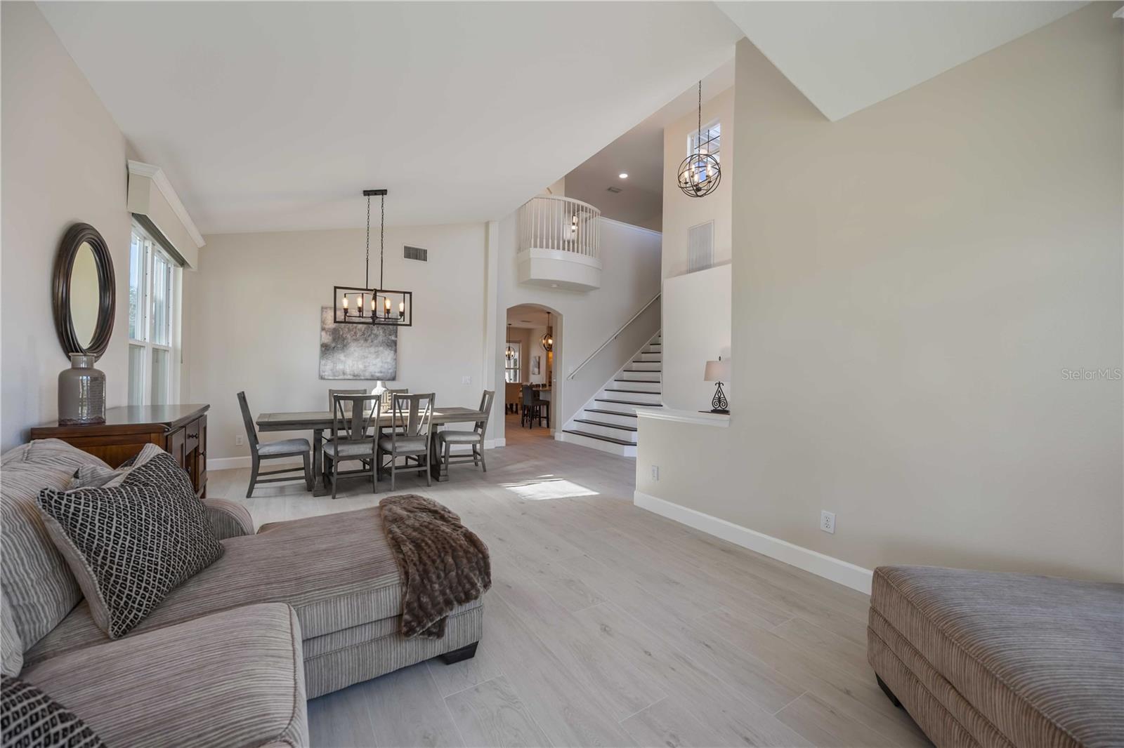 RIVERDALE REV - Residential