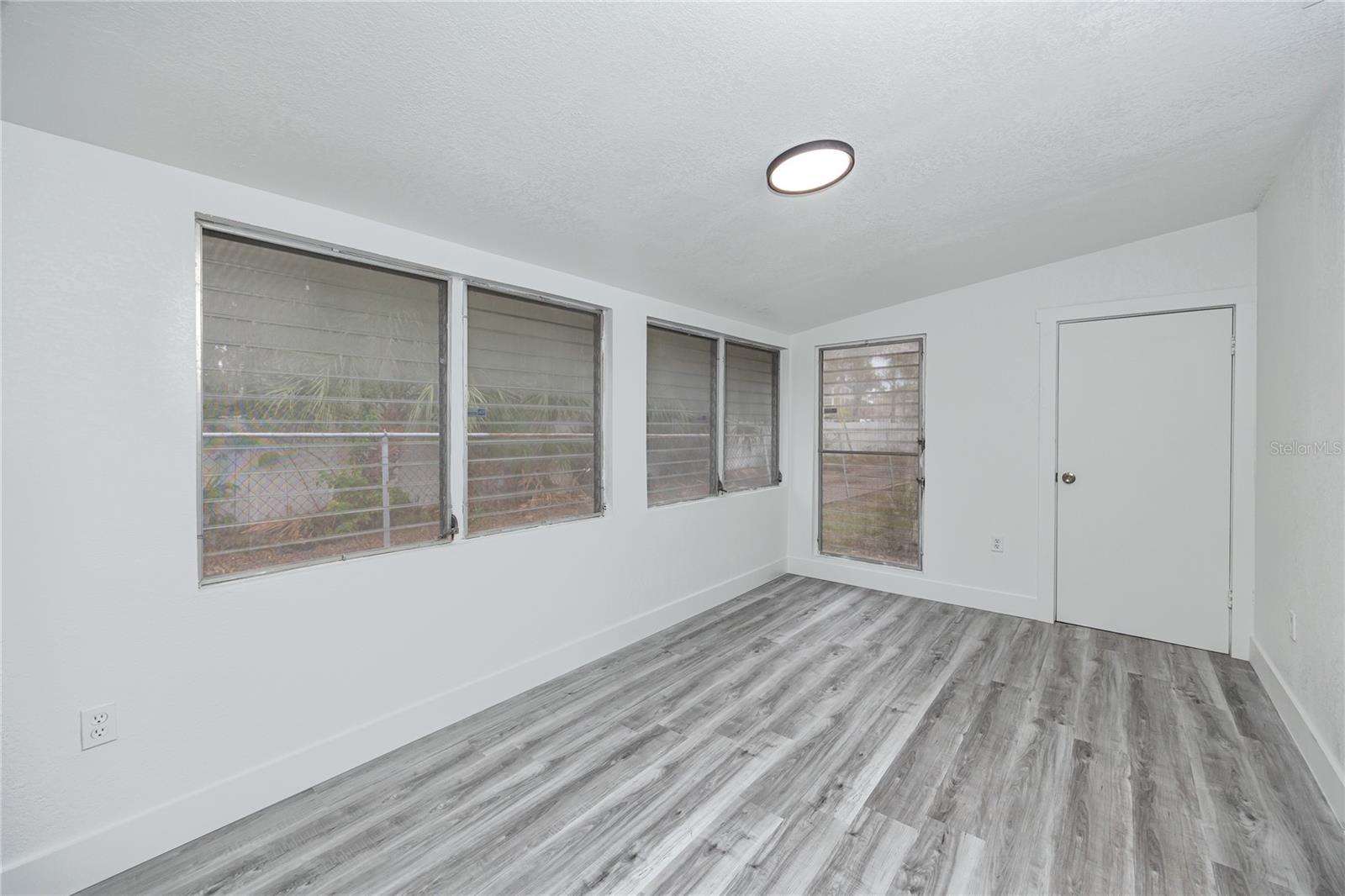 CURNS W J SUB - Residential