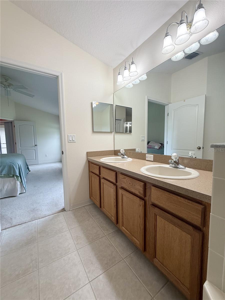MEADOW POINTE IV PARCEL K - Residential